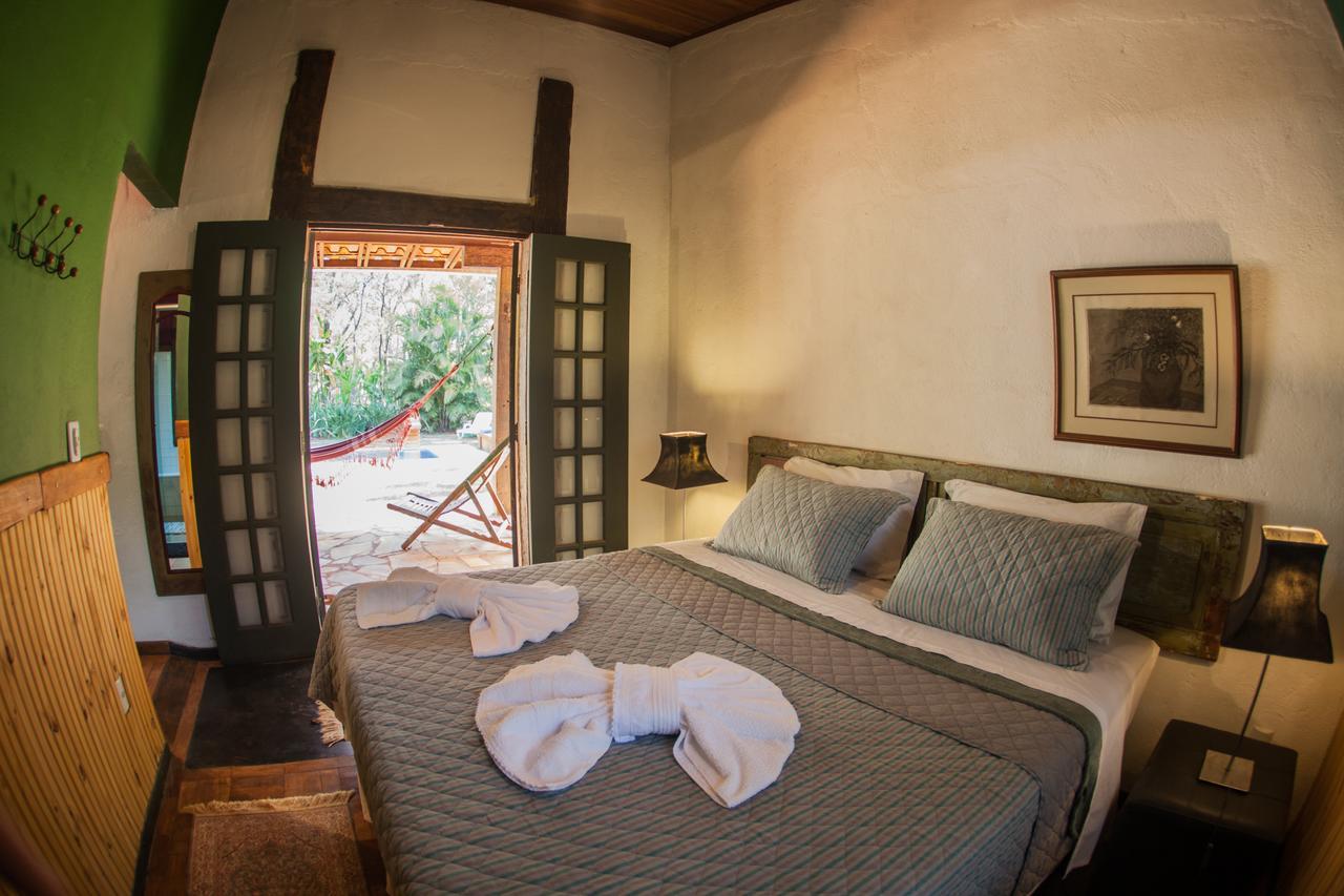 Casa Iris De Van Gogh Hotel Brumadinho Exterior photo