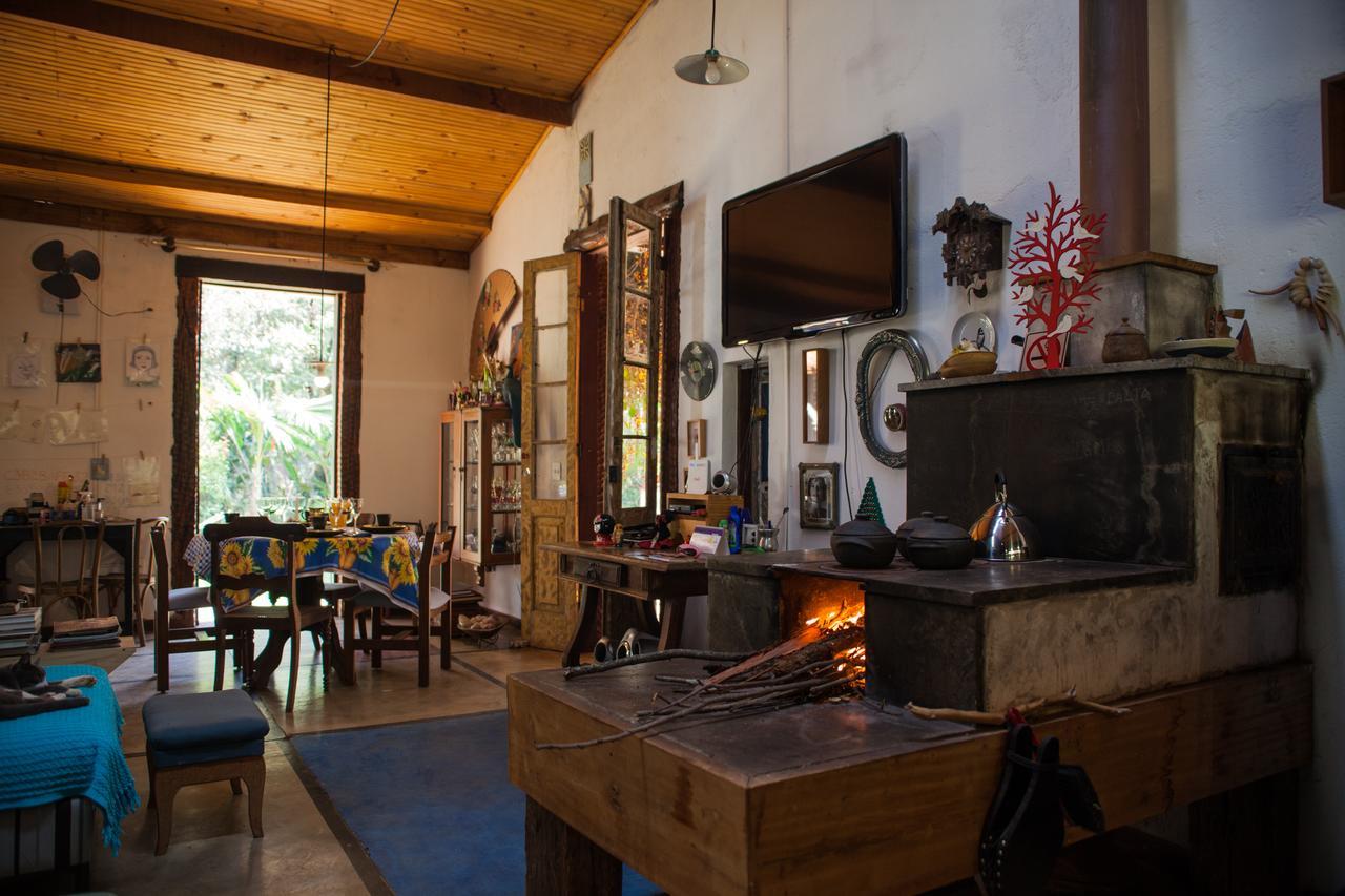 Casa Iris De Van Gogh Hotel Brumadinho Exterior photo